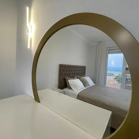 Ocean Eyes Apartament فلورا